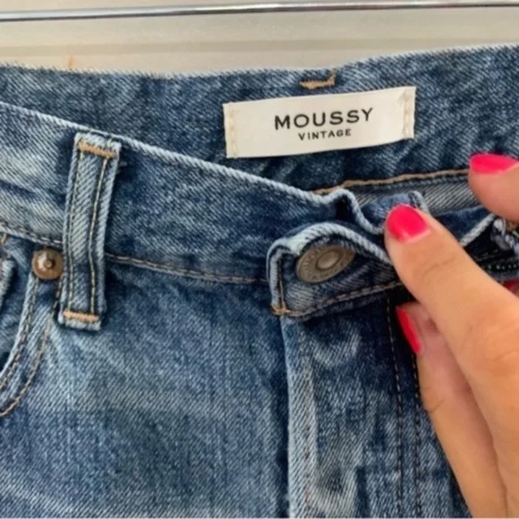 Moussy Vintage Jeans Beckton Tapered Straight Leg Distressed - Picture 6 of 8